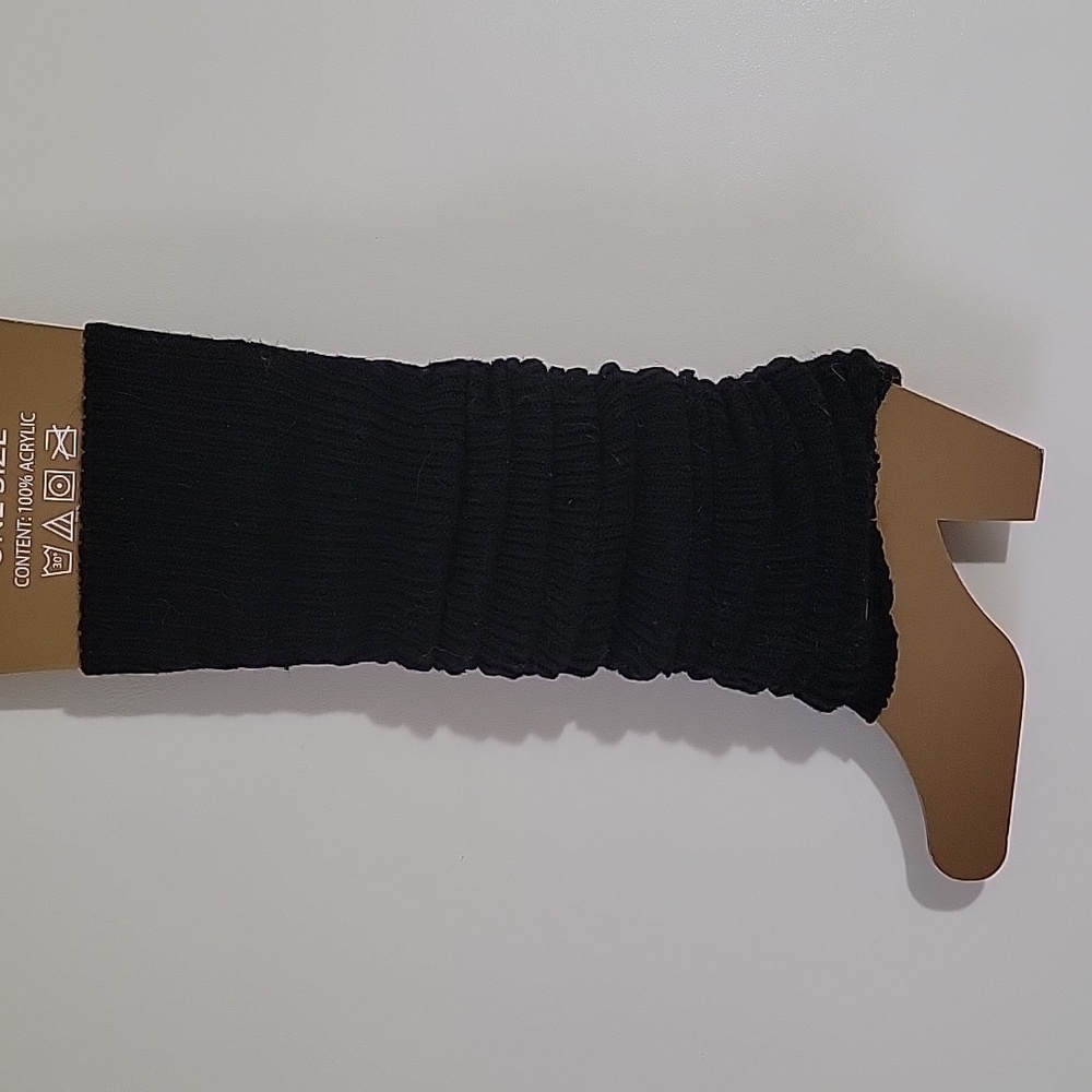 🆕️ Envy Black Leg Warmers with Rhinestone Detail - Picture 3 of 3